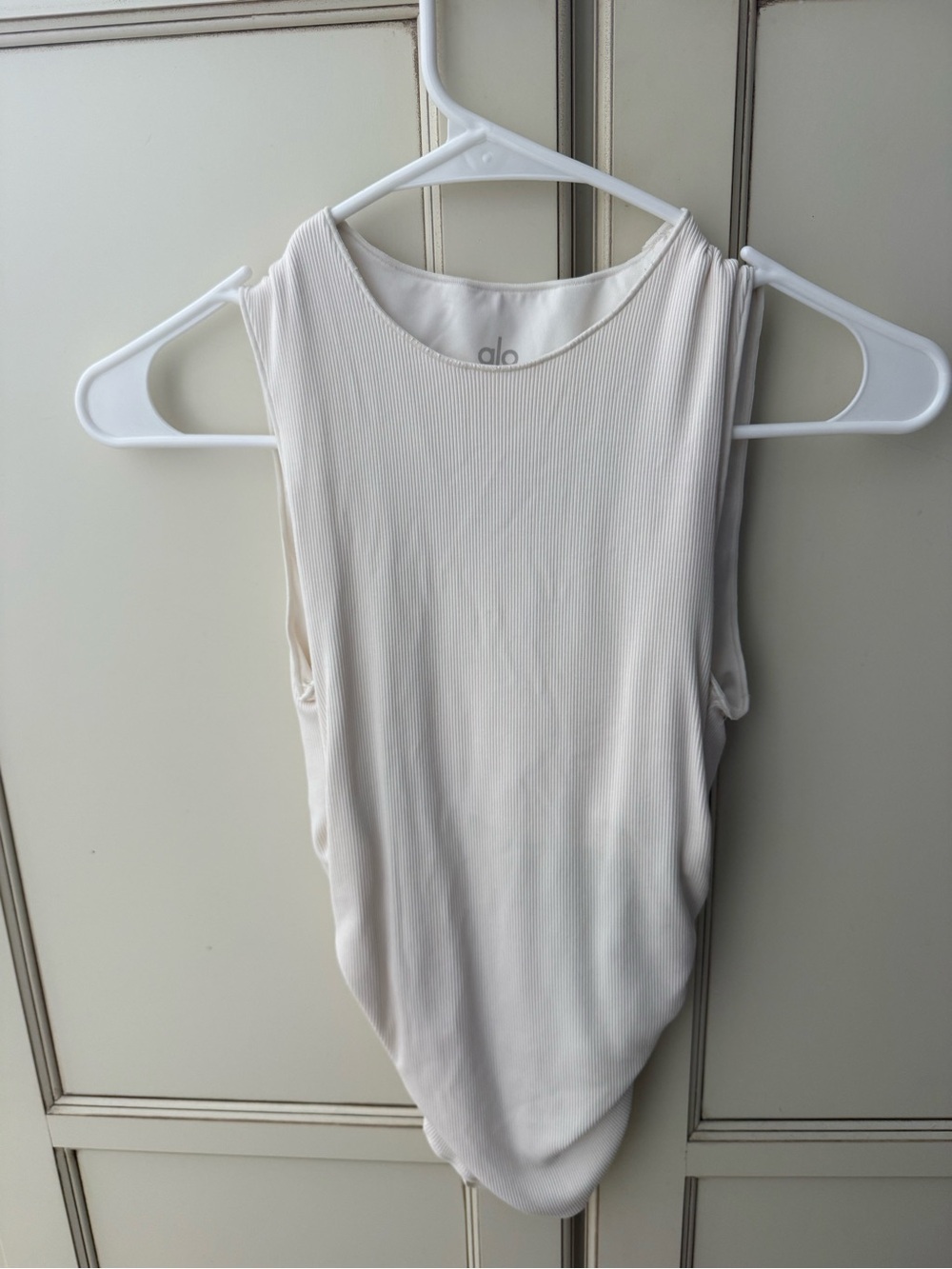 ALO Yoga Cream Ribbed Sleeveless Tank